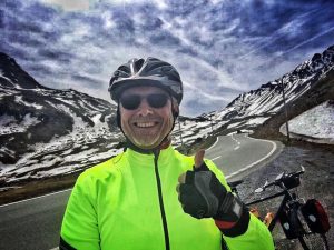 Karsten Drath of Germany circumnavigates the globe on a bike with Cynder Niemela